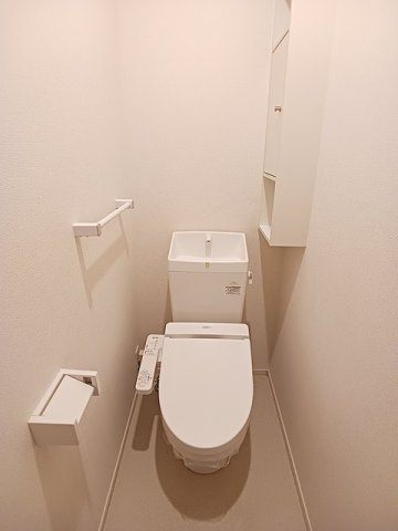 ユニゾン　Ｂのトイレ|ゆったりとした空間のトイレです