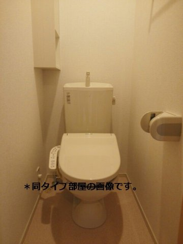 ビレッジケイツＹのトイレ|シンプルで使いやすいトイレです