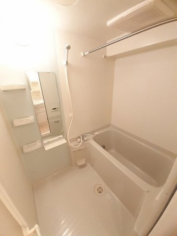 クレールふしのの浴室|コンパクトで使いやすいお風呂です