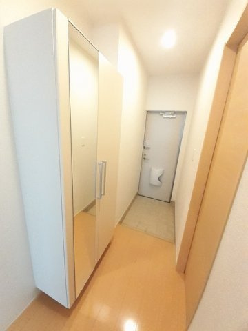 クローバー　ハウスの玄関|明るい玄関です