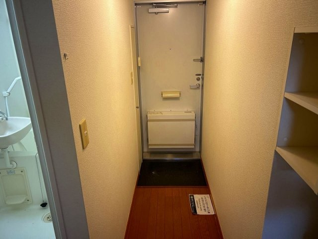 レオパレスアルテイルの玄関|玄関です