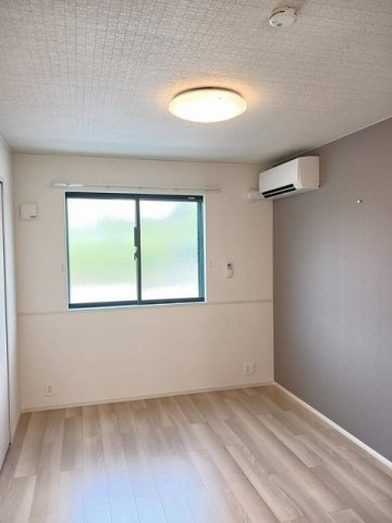 ベルメゾンＤＲの内装|明るい室内です