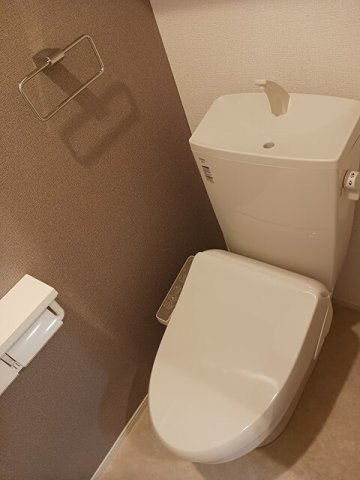 メゾン・ド・リュミエールⅡのトイレ|コンパクトで使いやすいトイレです