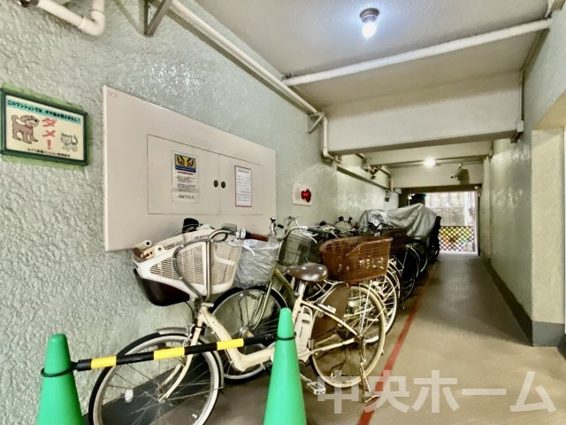 セイワ東陽マンションの駐輪場|【自転車置き場】最新の空き状況や費用などの詳細は担当スタッフまでお問い合わせください。