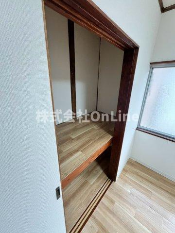 花園西町貸家の収納