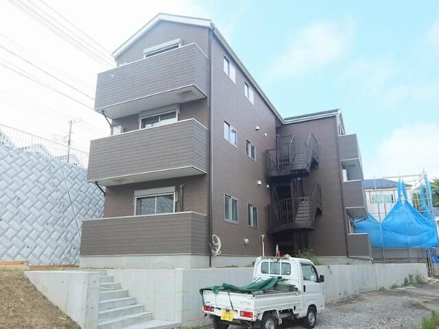 エルジュ港南台の外観