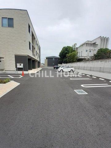 グランテラス　Ⅱの駐車場|当社、チルホームのHPもご覧ください(^^)/物件情報多数♪