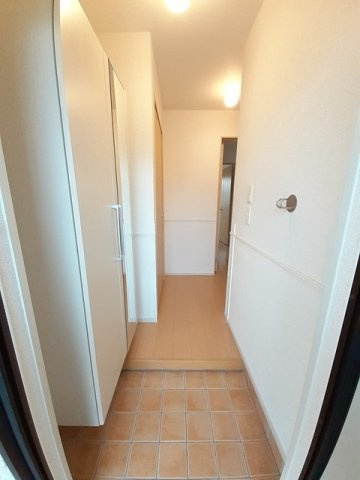 プラタナスの玄関