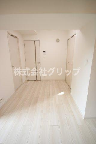 A&Eレジデンス横濱石川町の居間・リビング