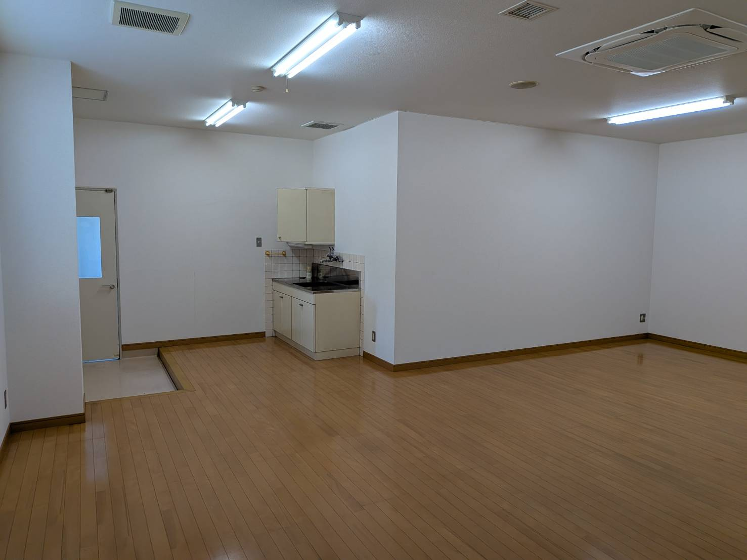 新玉名倉庫のキッチン