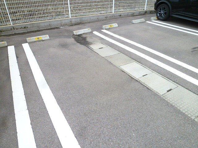 スマイルの駐車場