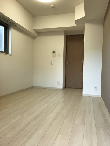 フェニックス永福町弐番館の居間・リビング|ゆったりとしたリビングです