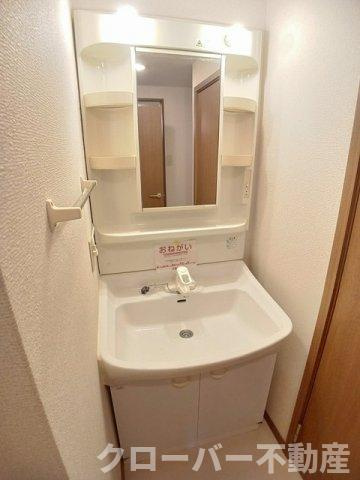 コーポリバーサイド・藤　Ｂの洗面所
