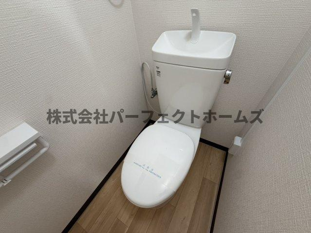 船橋本町2丁目戸建　賃貸のトイレ|トイレもきれいです
