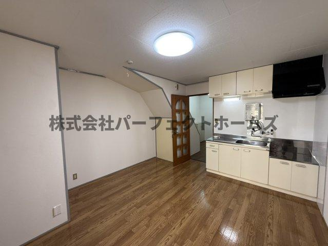 船橋本町2丁目戸建　賃貸のキッチン|ダイニングキッチンです