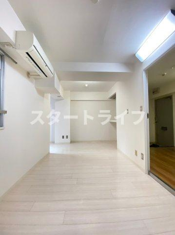 大阪市淀川区西中島６丁目の賃貸マンションの寝室