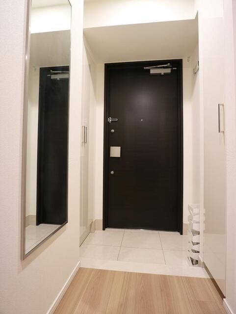 パークアクシス御茶ノ水ヒルトップの玄関|※写真は同タイプ住戸です。