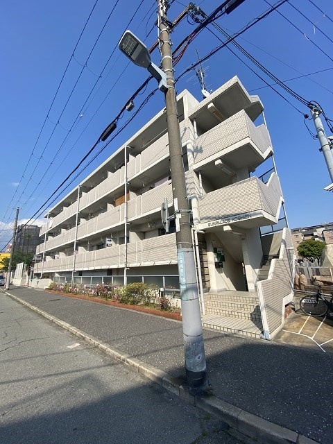 サンパレス甲子園（上鳴尾町）の外観
