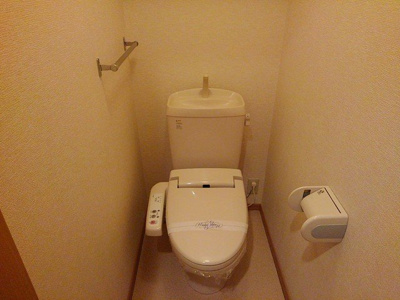 【トイレ】 | ディ　マーレライ | トイレです