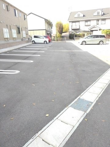 【駐車場】 | サニーヒルズ東山Ａ