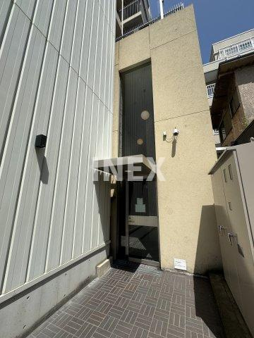 横浜市神奈川区六角橋１丁目の賃貸マンションのロビー