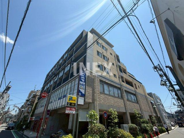 横浜市神奈川区六角橋１丁目の賃貸マンションの外観