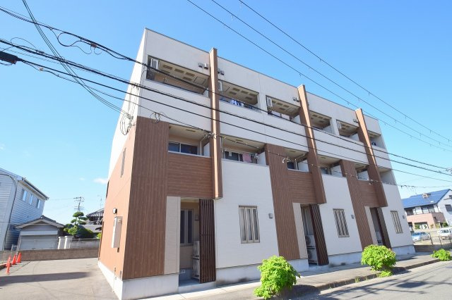 グランシールⅡ番館の外観