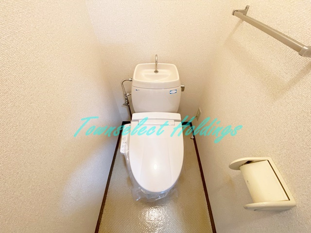 茅ヶ崎市十間坂１丁目のアパートのトイレ