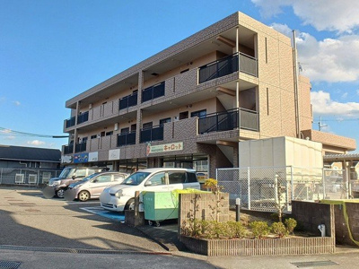 【外観】 | エターナルフォレスト | 外観は落ち着いています