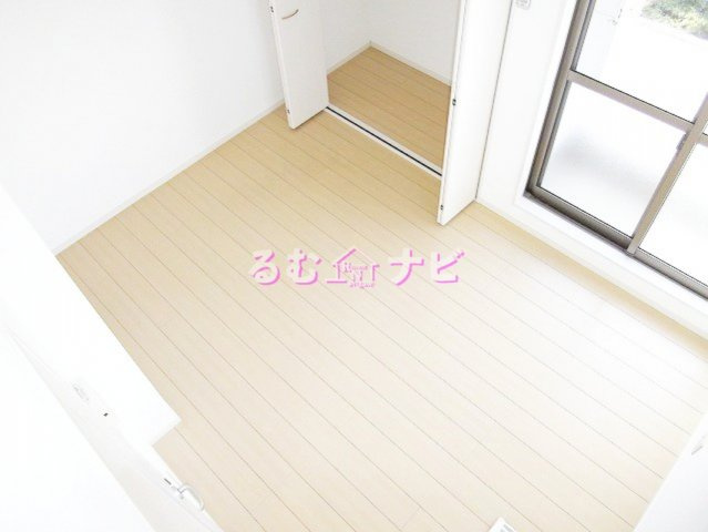 福岡市南区塩原４丁目のアパートの居間・リビング