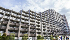 ザクレストリヴァシスの外観