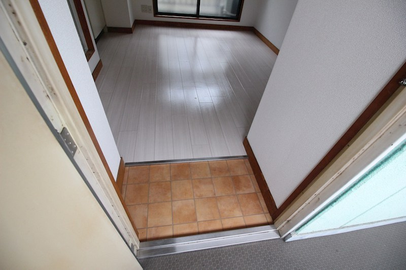 メゾン門田屋敷の玄関