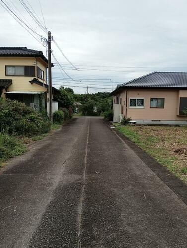 東諸県郡国富町大字深年の前面道路含む現地写真