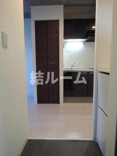 北区赤羽２丁目の賃貸マンションの玄関