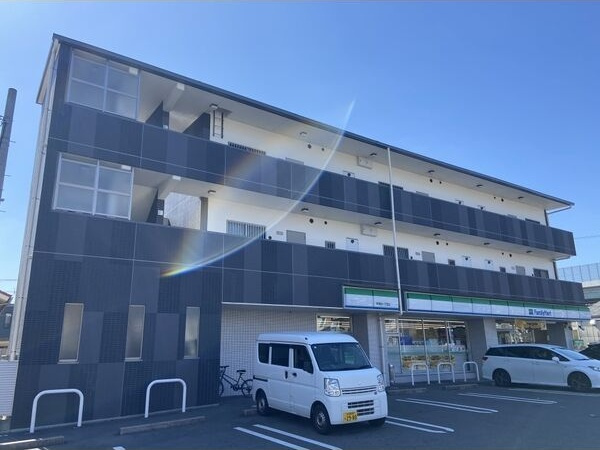 Flower Realの外観