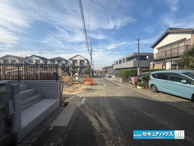【同施工物件ご案内可能】知多市朝倉町　全2棟の前面道路含む現地写真|事前予約にて現地ご見学いただけます！お気軽にお問い合わせください♪
■株式会社　セキュアハウス■
住宅ローンに強く、知識、経験豊富なスタッフ在籍
お客様に寄り添い、ご成約後もサポート致します。