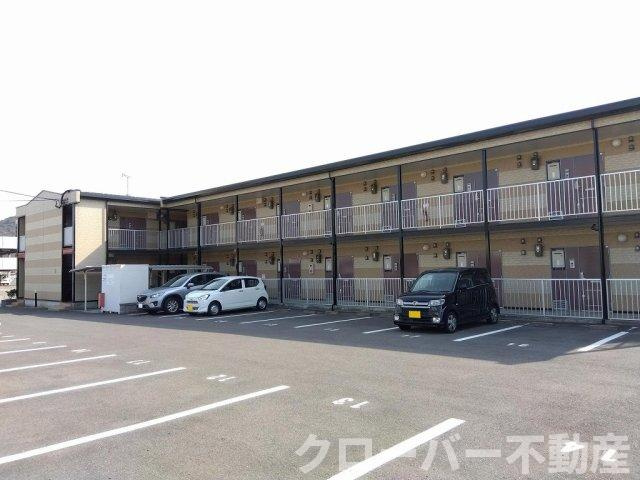 レオパレスメゾンドゥ　ベルヴュの外観