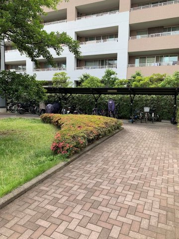 スクエア小杉  A　棟 の庭
