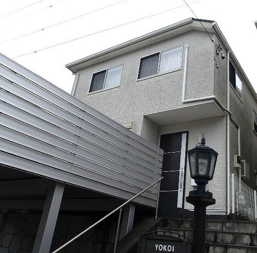 横浜市青葉区つつじが丘戸建の外観|来店不要で契約まで完結♪カード決済・LINE対応！