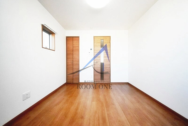 ライフタウン東長崎の居間・リビング|洋室のお部屋です。