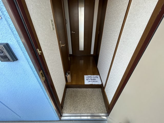 SANAQSVIIIの玄関
