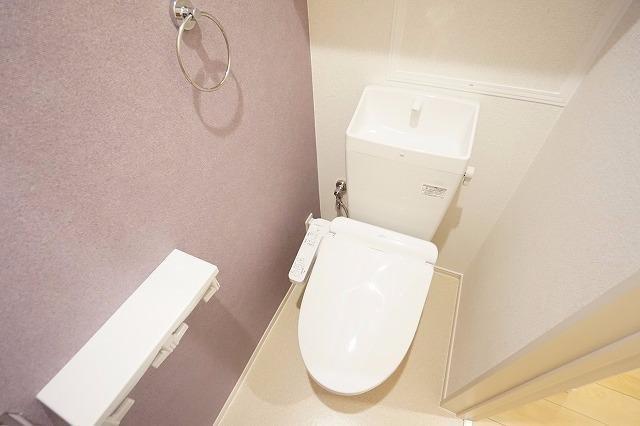 【トイレ】 | グレイスハーバー | 落ち着いた色調のトイレです