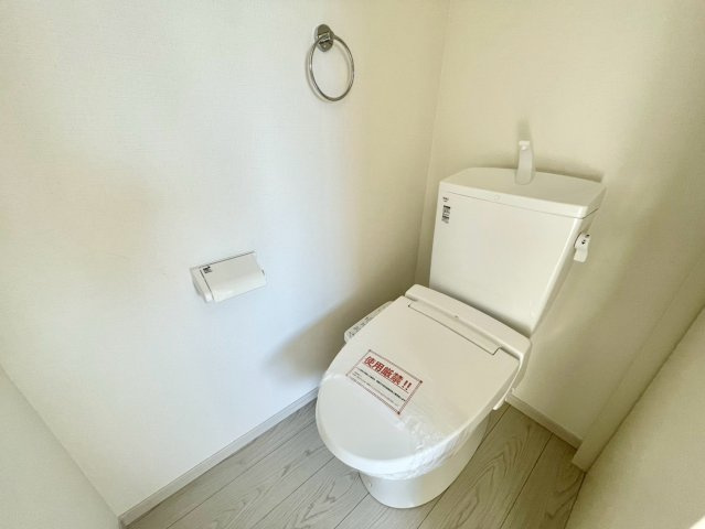 姫路市青山１丁目の新築一戸建のトイレ|二階にもトイレが付いております！