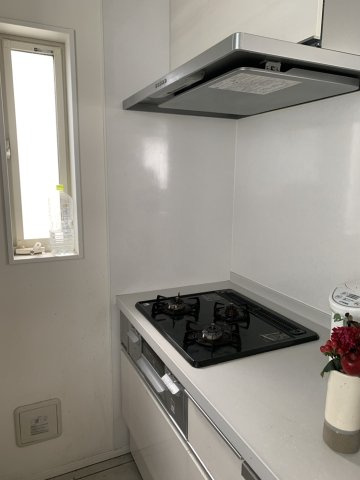 新宿区富久町の一戸建てのキッチン