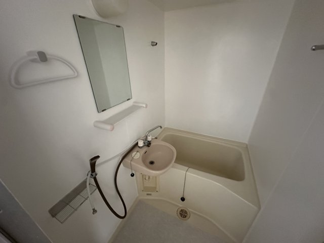 レストハウスⅡの浴室
