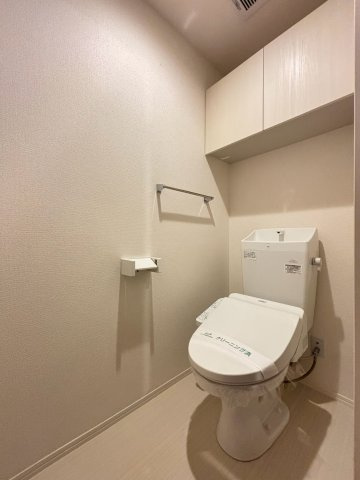 D-room IZUMIのトイレ|※別号室参考写真