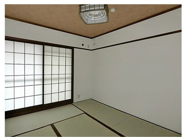 コレクション堺東『満室稼働中』『土地104坪！』の和室