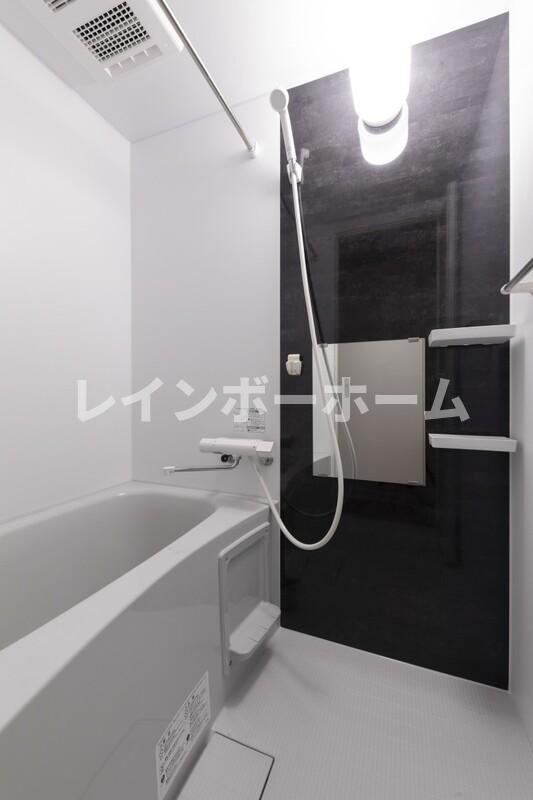 rh八潮(アールエイチヤシオ)仲介手数料（賃料の1.10ヵ月）の50％OFF対象物件！の浴室|コンパクトで使いやすいお風呂です