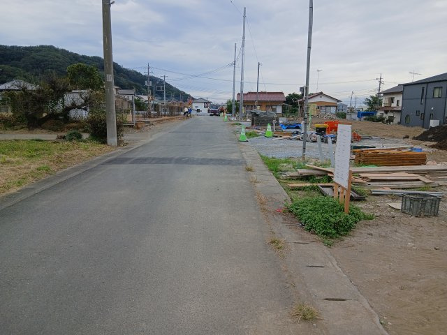 リーブルガーデン．Ｓ　寄居町寄居　の前面道路含む現地写真|現地前面道路（2026年10月20日）撮影