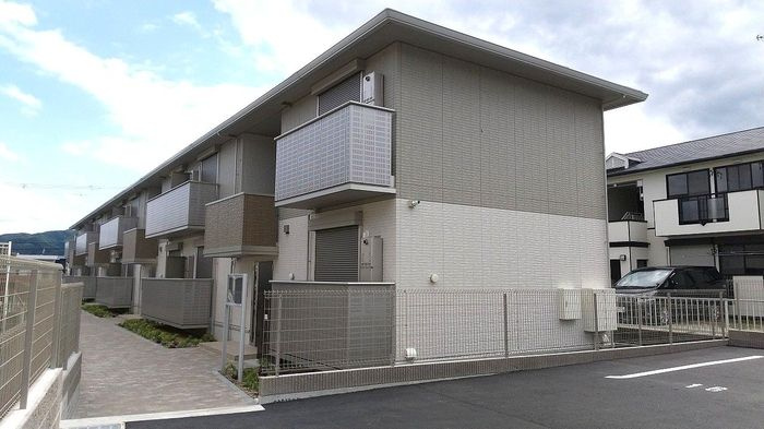 アースフィールド大津の外観
